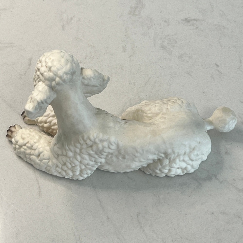 Vintage Josef Originals White Poodle Ceramic Figurine Reclining Japan MCM Dog - Picture 6 of 11